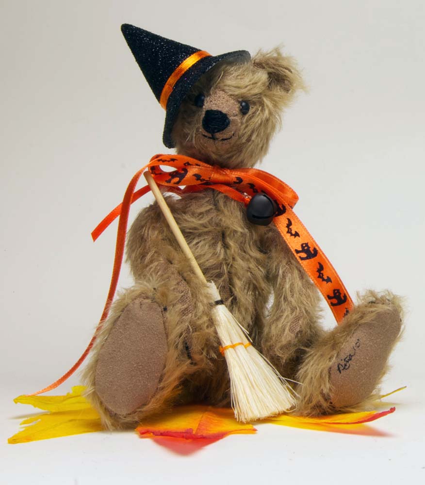 halloweenbear-1small.jpg