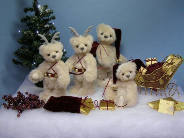 Santa-s-Little-Helpers-Teddy-Talk--GTA-6.jpg