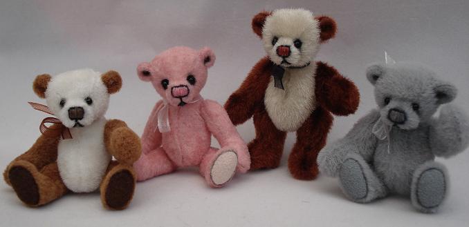 Tiny-bears.jpg