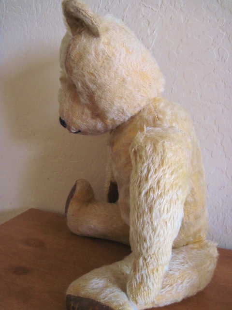 estate-sale-bears-002.JPG