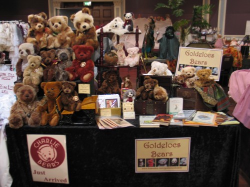 Goldelocs_Table_04_2009small.jpg