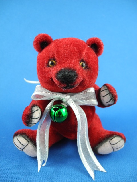 1357375068_ruby-bear-front-mebears-miniature-toby_award_-_jointed-glass_eyes-.jpg