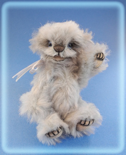 miniature-jointed-mohair-mackenzie-glasseyes.jpg