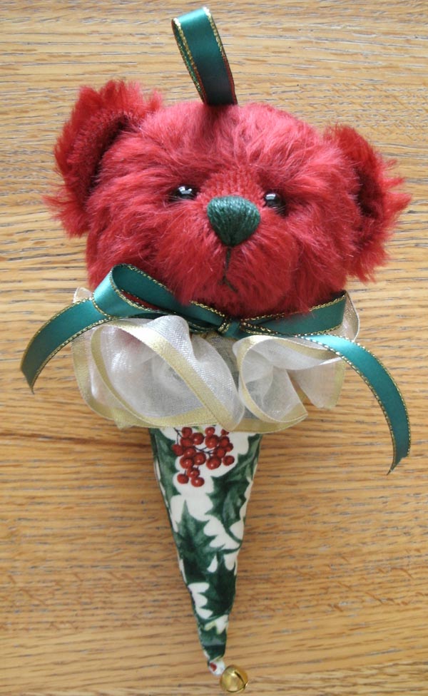 TeddyTalkOrnament.jpg