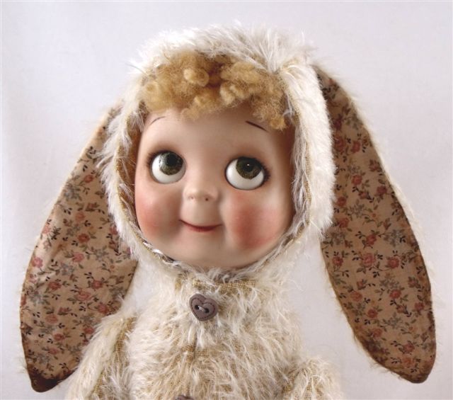 white-bunny-doll-003.jpg-FACE.jpg