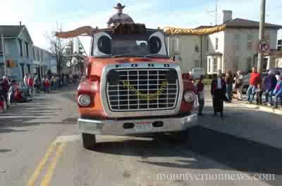 mvn_parade115.jpg