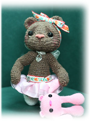 Amigurumi-Bear-Clara.jpg