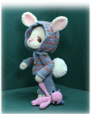 amigurumi-dressed-rabbit-Radish.jpg