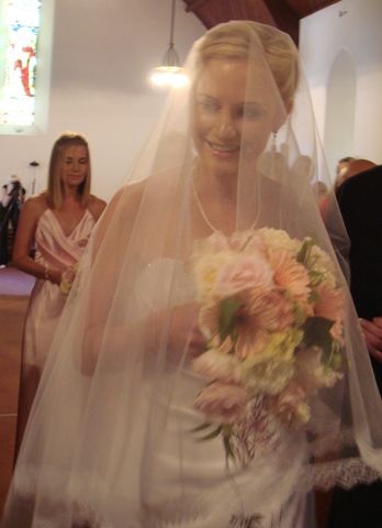 sandy_aisle_640x480.jpg