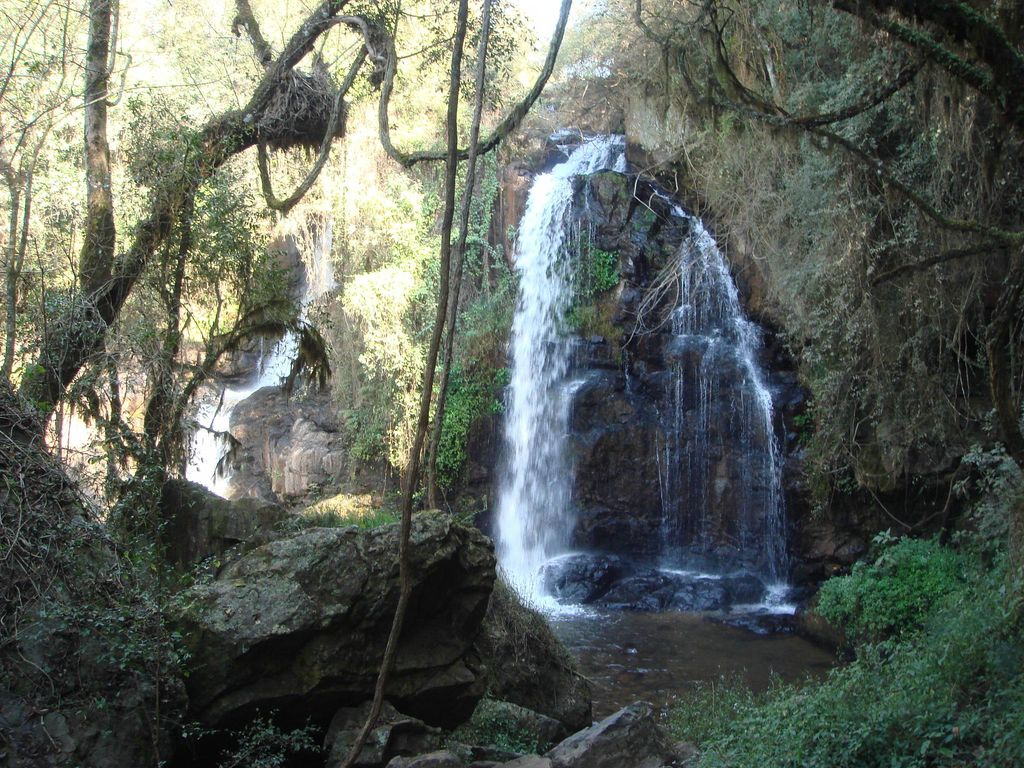 waterfall_1_1024x768.jpg