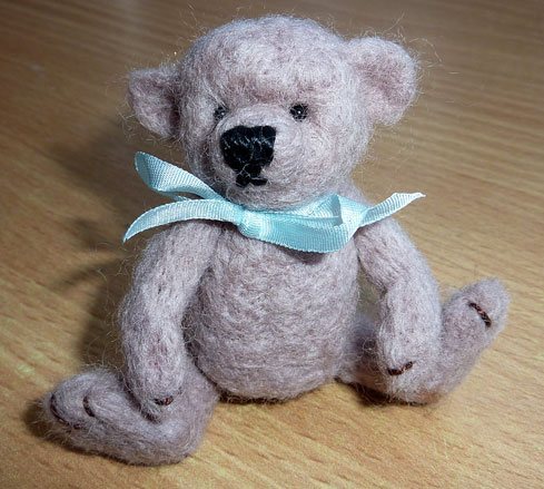 Needlefelted-Bear-2.jpg