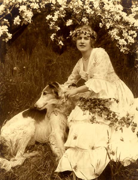 Lady_and_Dog.jpg