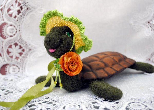 1359311698_ooak_collectible_needle_felted_turtle.jpg