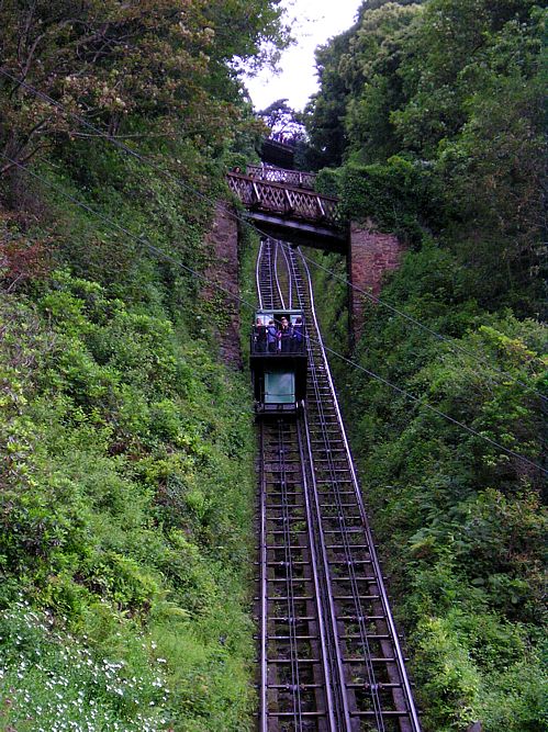 Lynmouthcliffrailway2.jpg