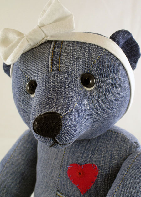 2007BlueJeanBear.jpg