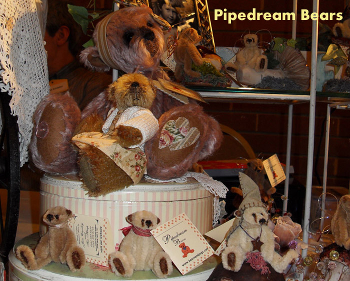 Pipedream-bears-feb09.jpg