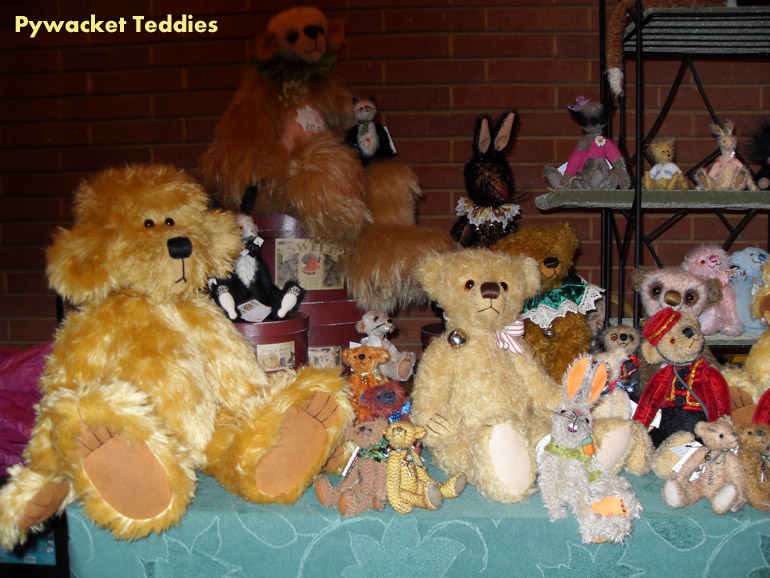 Pywackets-Teddies-feb09.jpg