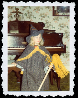 HalloweenWitchtt.jpg