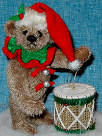 Christmas-bears-2005-010-200pix.jpg
