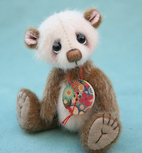 pipkins-miniature-bears-hugglets-2012-069.JPG
