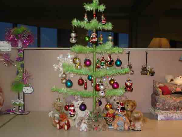 Christmas-Tree-06.jpg
