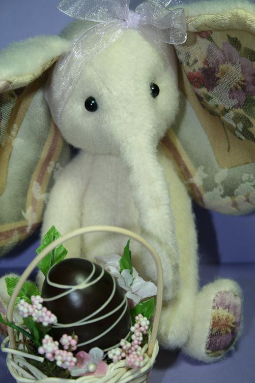 easter-elephant-2-001.JPG