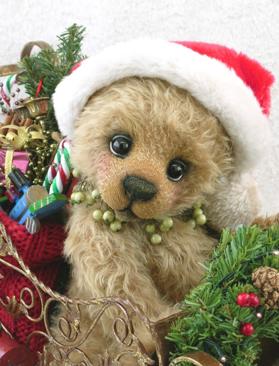 SLEIGH-BEAR-closeup.jpg