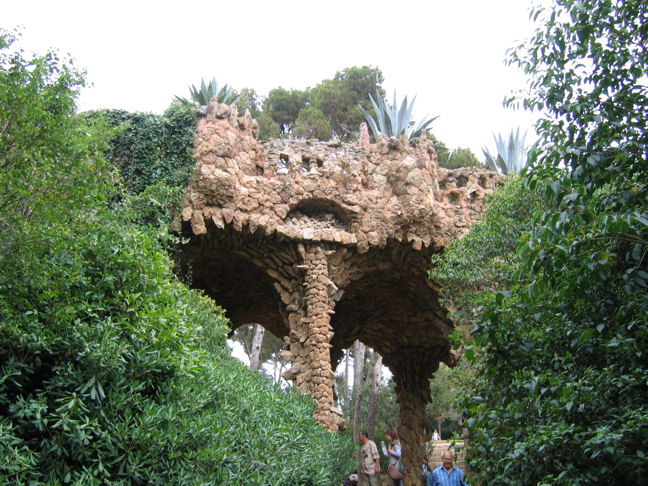 ParkGuellWalking-Bridge72.jpg