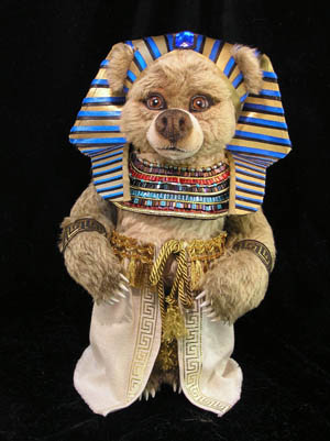 KING-TUT-RESZ-01.jpg