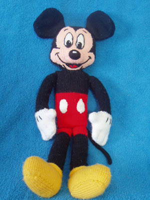 Knitted-Mickey.jpg