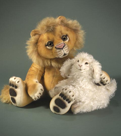 SP_LIONLAMB_RESZ.jpg